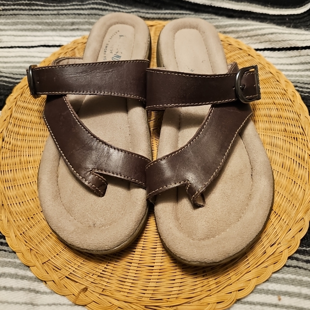 Eastland Brown Leather Sandals 7M